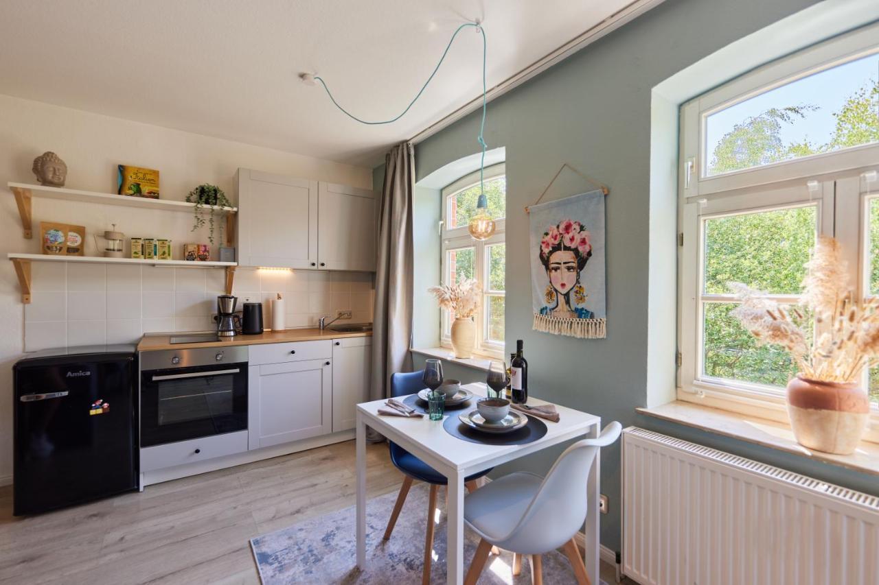 Kvartier2 In Top-Lage, 5 Min Zur Bali-Therme Und Gop, Hdz, Arbeitsplatz, Boxspringbett Bad Oeynhausen Luaran gambar