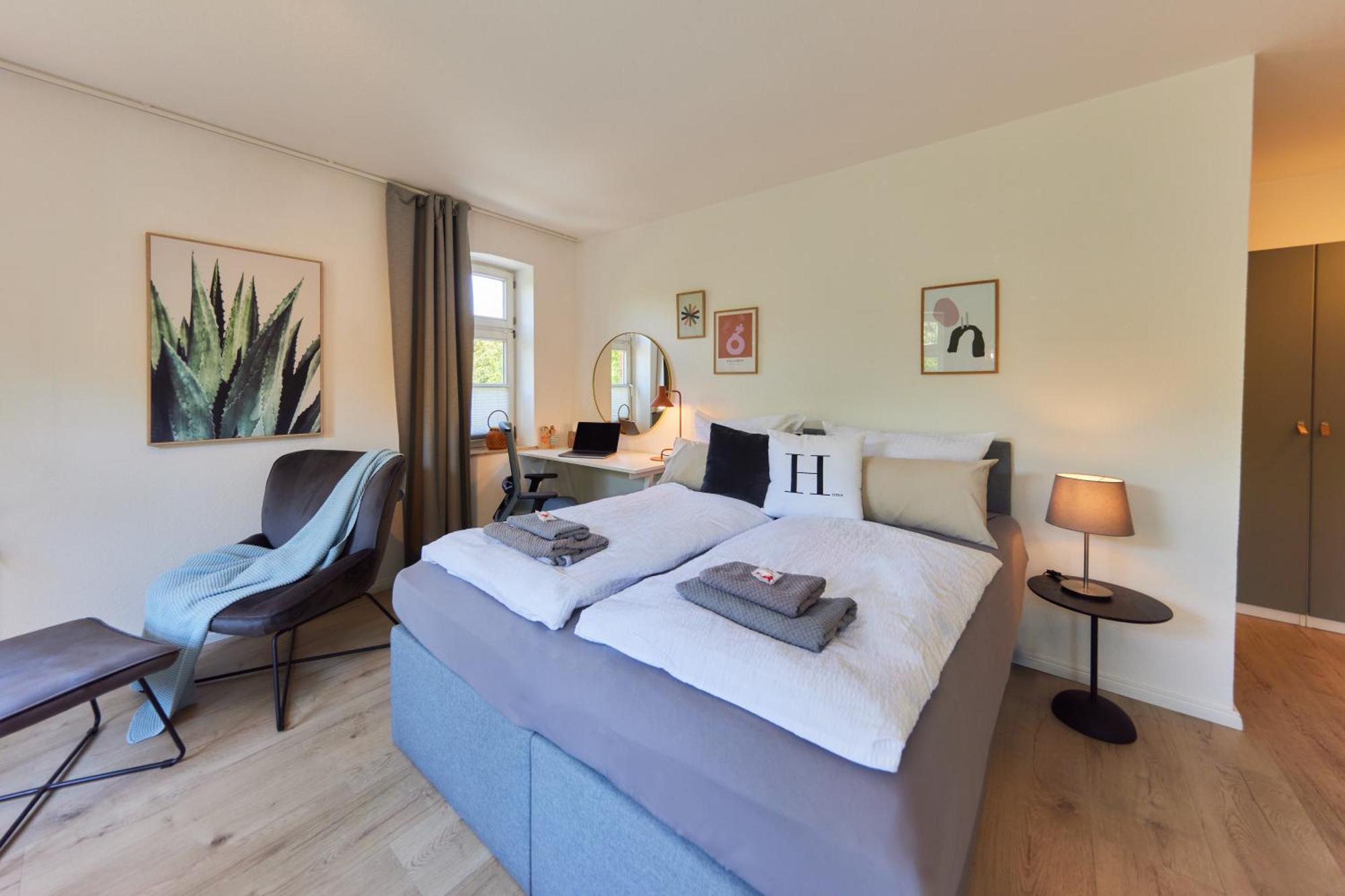 Kvartier2 In Top-Lage, 5 Min Zur Bali-Therme Und Gop, Hdz, Arbeitsplatz, Boxspringbett Bad Oeynhausen Luaran gambar